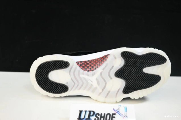 AV2187 001 JORDAN RETRO AIR LOW BLACK-WHITE 11 0711